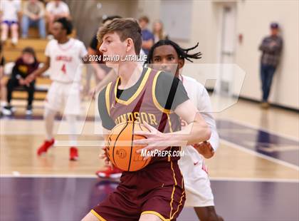 Thumbnail 2 in Windsor vs. Denver East photogallery.