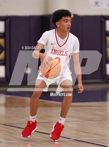 Thumbnail 2 in Windsor vs. Denver East photogallery.