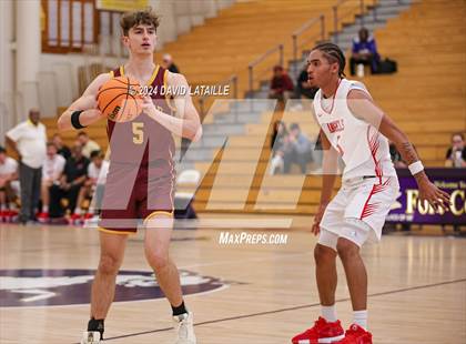 Thumbnail 3 in Windsor vs. Denver East photogallery.