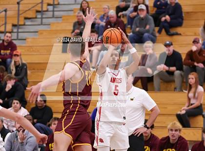 Thumbnail 2 in Windsor vs. Denver East photogallery.