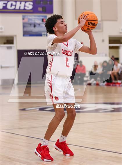 Thumbnail 3 in Windsor vs. Denver East photogallery.