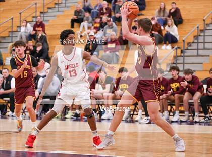 Thumbnail 2 in Windsor vs. Denver East photogallery.