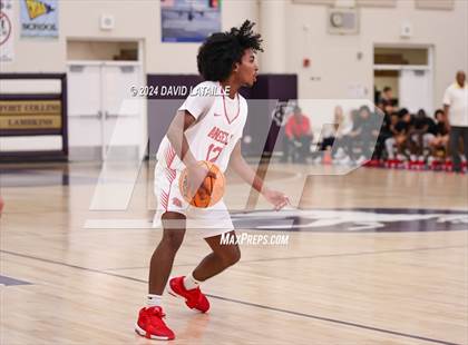 Thumbnail 2 in Windsor vs. Denver East photogallery.