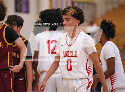 Thumbnail 2 in Windsor vs. Denver East photogallery.