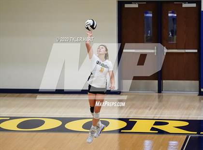 Thumbnail 3 in Plainfield vs. Avon (IHSAA 4A Sectional Semifinal) photogallery.
