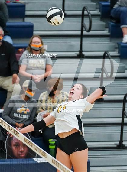 Thumbnail 1 in Plainfield vs. Avon (IHSAA 4A Sectional Semifinal) photogallery.
