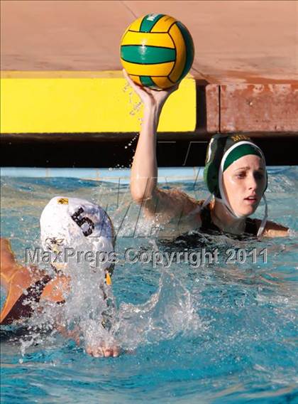 Thumbnail 2 in Calabasas @ Moorpark photogallery.