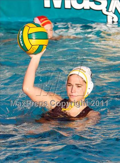 Thumbnail 3 in Calabasas @ Moorpark photogallery.