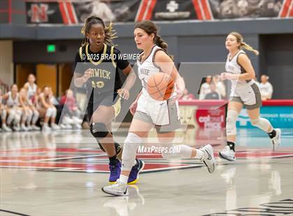 Thumbnail 1 in E.D. White vs Berwick (Darin Fontz Classic) photogallery.