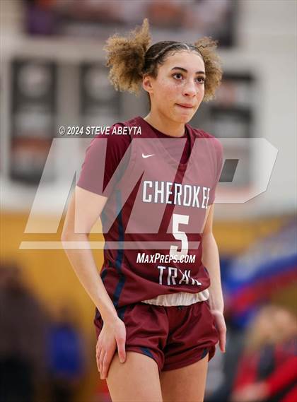 Thumbnail 3 in Cherokee Trail @ Cherry Creek photogallery.