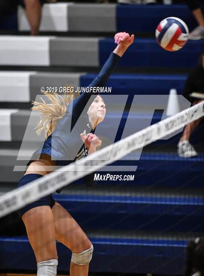 Thumbnail 1 in Marin Catholic vs. Redwood ( CIF NCS D2 Semi-Final ) photogallery.