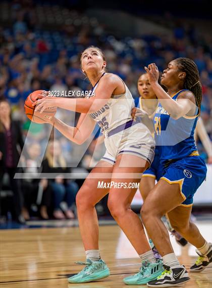 Thumbnail 2 in Boerne vs Sunnyvale (UIL 4A Basketball Semifinal) photogallery.