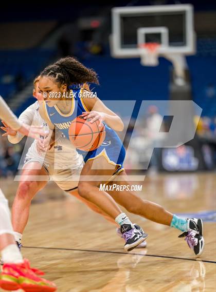Thumbnail 1 in Boerne vs Sunnyvale (UIL 4A Basketball Semifinal) photogallery.