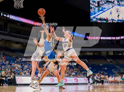 Thumbnail 1 in Boerne vs Sunnyvale (UIL 4A Basketball Semifinal) photogallery.