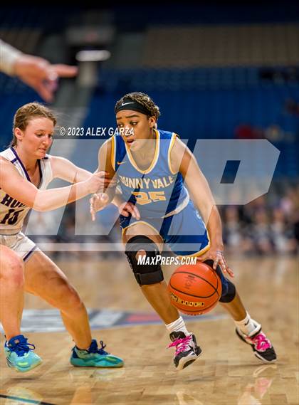 Thumbnail 1 in Boerne vs Sunnyvale (UIL 4A Basketball Semifinal) photogallery.