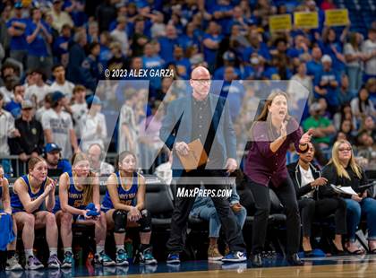 Thumbnail 2 in Boerne vs Sunnyvale (UIL 4A Basketball Semifinal) photogallery.