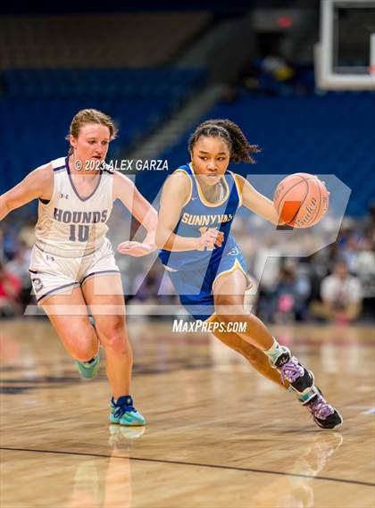 Thumbnail 3 in Boerne vs Sunnyvale (UIL 4A Basketball Semifinal) photogallery.