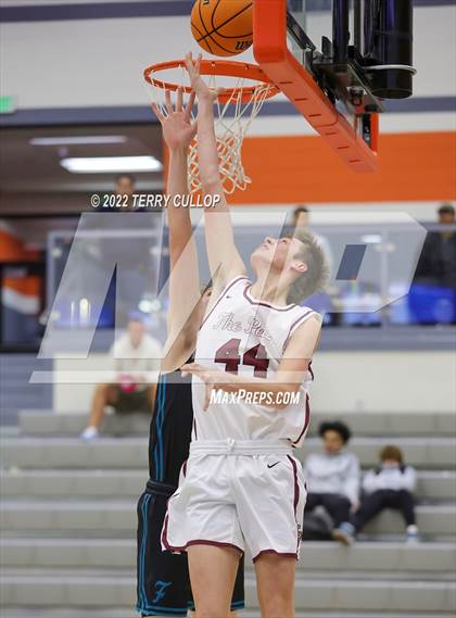 Thumbnail 3 in Farmington vs. Lone Peak (Falcon Classic) photogallery.
