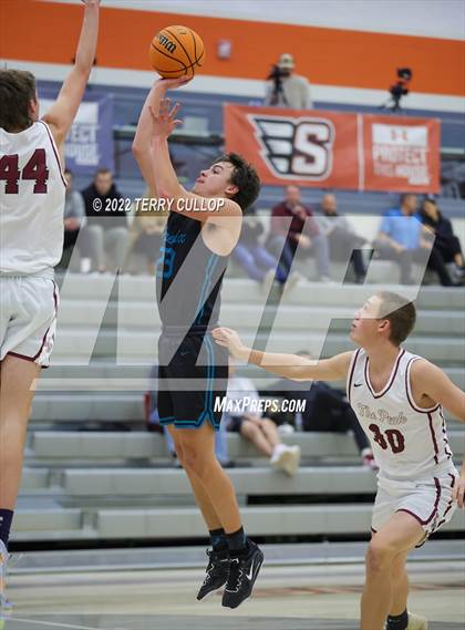 Thumbnail 2 in Farmington vs. Lone Peak (Falcon Classic) photogallery.