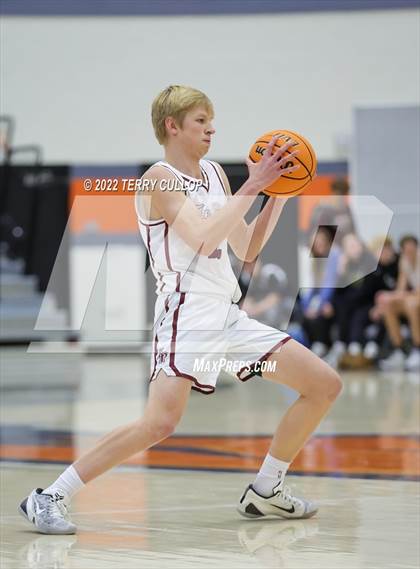 Thumbnail 2 in Farmington vs. Lone Peak (Falcon Classic) photogallery.