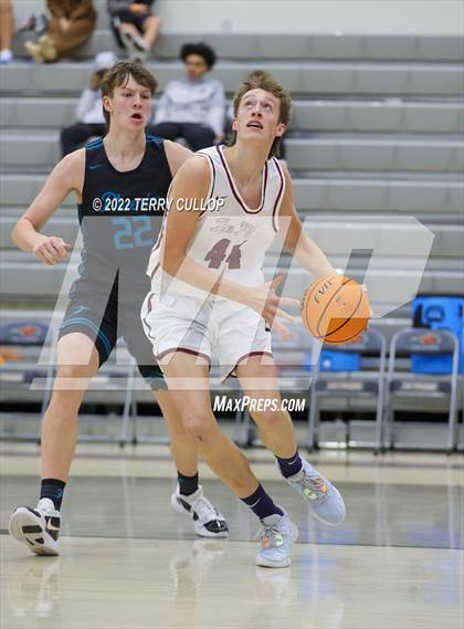 Thumbnail 1 in Farmington vs. Lone Peak (Falcon Classic) photogallery.