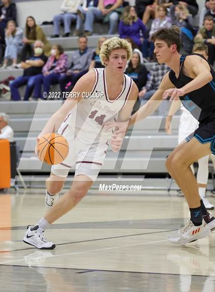 Thumbnail 2 in Farmington vs. Lone Peak (Falcon Classic) photogallery.