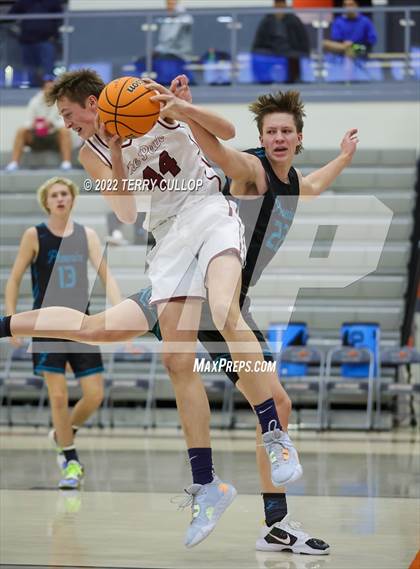 Thumbnail 2 in Farmington vs. Lone Peak (Falcon Classic) photogallery.
