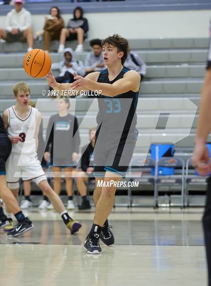 Thumbnail 2 in Farmington vs. Lone Peak (Falcon Classic) photogallery.