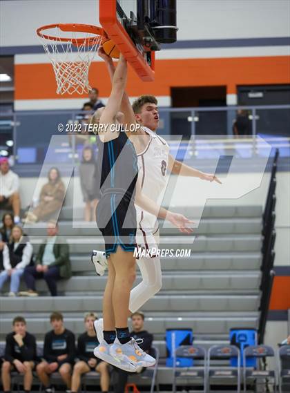 Thumbnail 3 in Farmington vs. Lone Peak (Falcon Classic) photogallery.