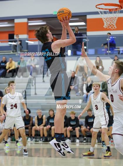 Thumbnail 3 in Farmington vs. Lone Peak (Falcon Classic) photogallery.