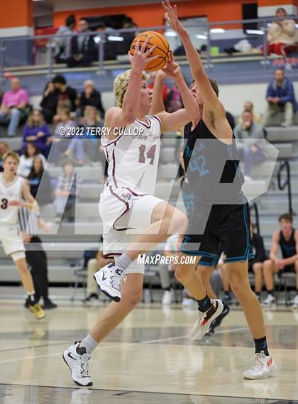 Thumbnail 3 in Farmington vs. Lone Peak (Falcon Classic) photogallery.
