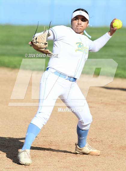 Thumbnail 3 in Highland @ Quartz Hill photogallery.
