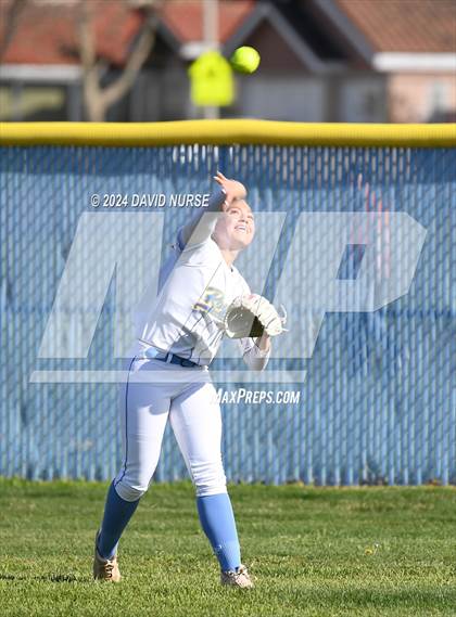 Thumbnail 3 in Highland @ Quartz Hill photogallery.