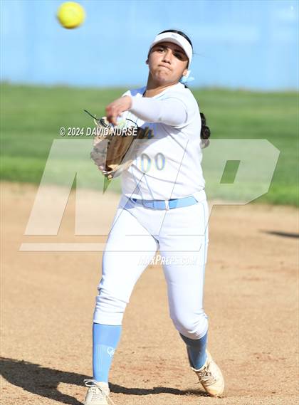 Thumbnail 1 in Highland @ Quartz Hill photogallery.