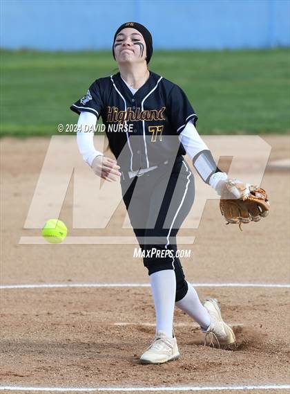 Thumbnail 1 in Highland @ Quartz Hill photogallery.