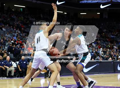 Thumbnail 2 in Sheldon vs. Sierra Canyon (CIF State Open Division Final) photogallery.