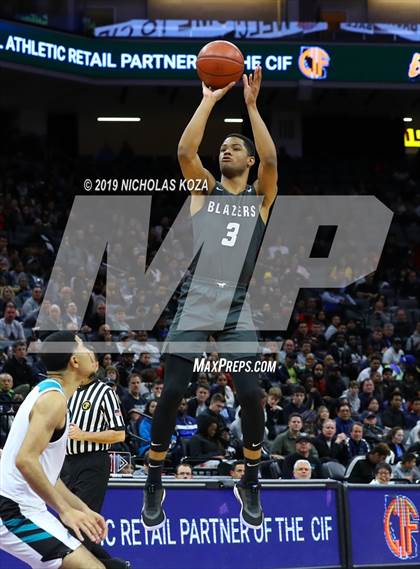 Thumbnail 1 in Sheldon vs. Sierra Canyon (CIF State Open Division Final) photogallery.