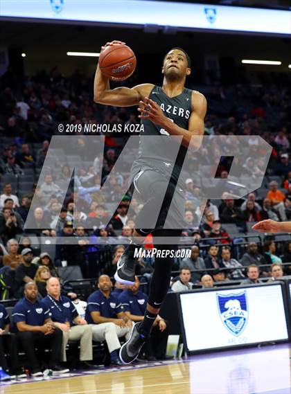 Thumbnail 3 in Sheldon vs. Sierra Canyon (CIF State Open Division Final) photogallery.