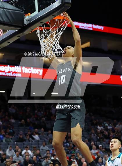Thumbnail 2 in Sheldon vs. Sierra Canyon (CIF State Open Division Final) photogallery.