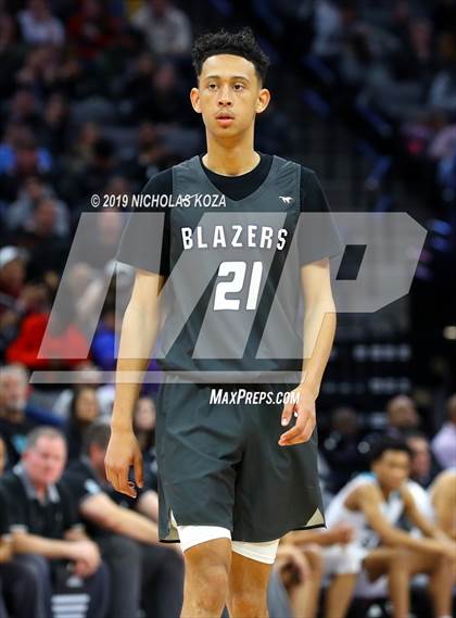 Thumbnail 3 in Sheldon vs. Sierra Canyon (CIF State Open Division Final) photogallery.