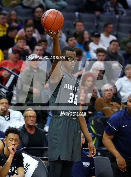 Thumbnail 1 in Sheldon vs. Sierra Canyon (CIF State Open Division Final) photogallery.