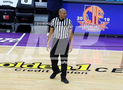 Thumbnail 2 in Sheldon vs. Sierra Canyon (CIF State Open Division Final) photogallery.