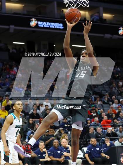 Thumbnail 2 in Sheldon vs. Sierra Canyon (CIF State Open Division Final) photogallery.