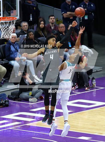 Thumbnail 3 in Sheldon vs. Sierra Canyon (CIF State Open Division Final) photogallery.