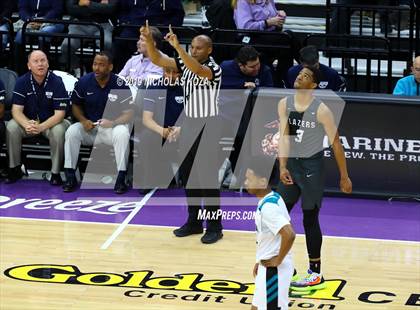 Thumbnail 3 in Sheldon vs. Sierra Canyon (CIF State Open Division Final) photogallery.