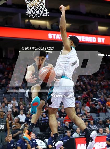 Thumbnail 3 in Sheldon vs. Sierra Canyon (CIF State Open Division Final) photogallery.