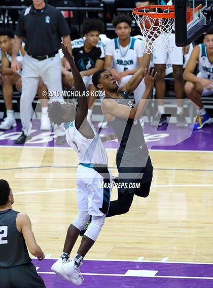 Thumbnail 1 in Sheldon vs. Sierra Canyon (CIF State Open Division Final) photogallery.