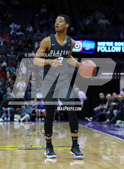 Thumbnail 3 in Sheldon vs. Sierra Canyon (CIF State Open Division Final) photogallery.