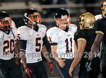 Thumbnail 2 in Abilene vs. Cocoa (Florida vs. Texas Football Showcase) photogallery.