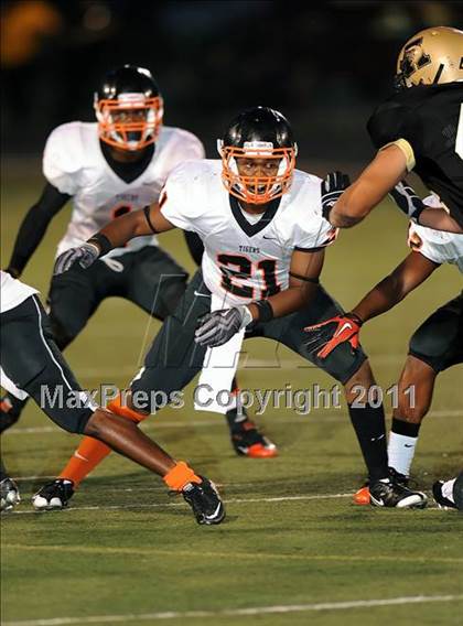 Thumbnail 2 in Abilene vs. Cocoa (Florida vs. Texas Football Showcase) photogallery.